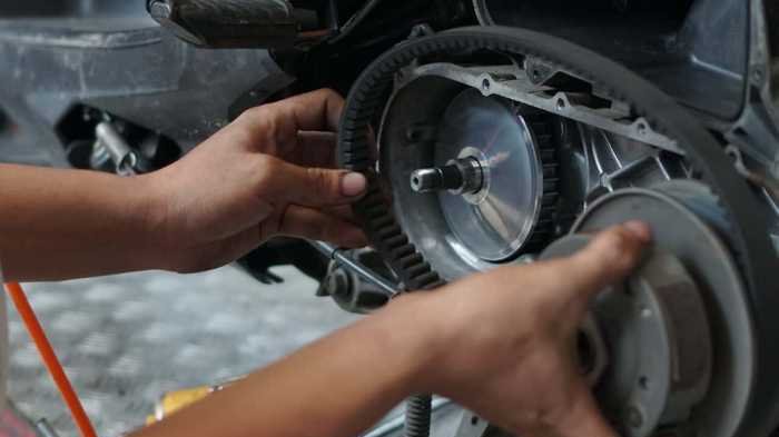 Jangan Tunggu Vanbelt Putus, Kenali Tanda Komponen Motor Matic Mulai Aus