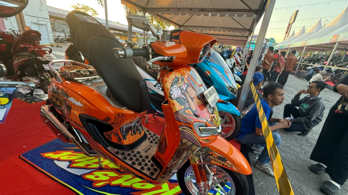 Unik dan Menarik, Honda Modifikasi Tema Tedong Bonga Tampil Mencolok di HMC 2026