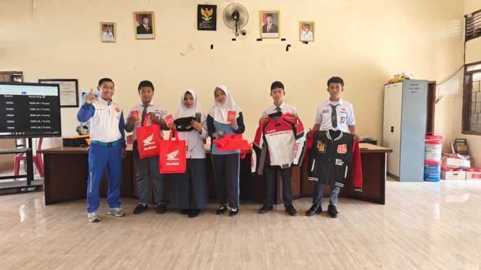 Khusus Pelajar! Ingat Perlengkapan Sebelum Berkendara ke Sekolah