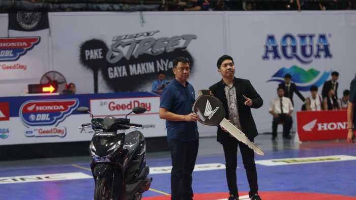 Maghryfal Menangi Undian Honda Beat dari Tiket Honda DBL 2026