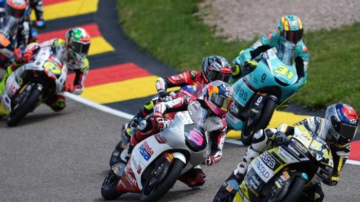 Drama Veda Ega di Moto3 Jepang: Sempat Terlempar P15, Bangkit di Lap Terakhir dan Kunci Q2 