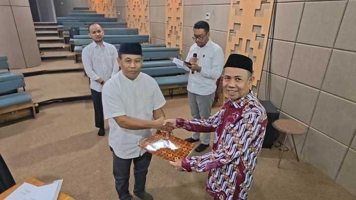 Tawakkal Kahar Nahkodai MGMP Pendidikan Pancasila SMA Kota Makassar