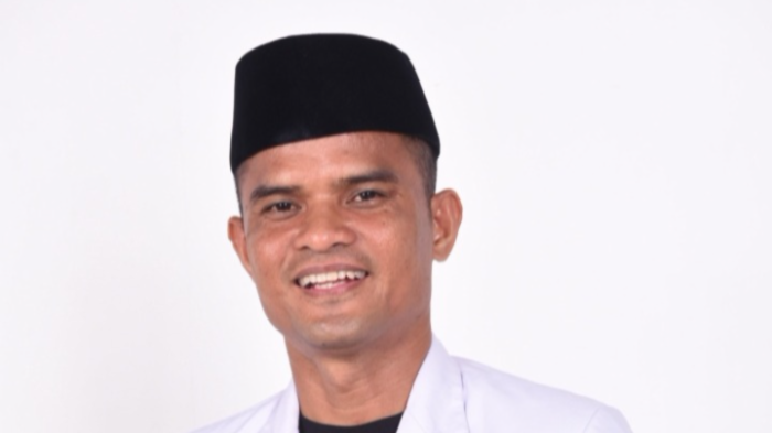 Legislator Makassar Adi Akbar Minta Camat hingga RT/RW Aktif Sosialisasikan Penggunaan Masker