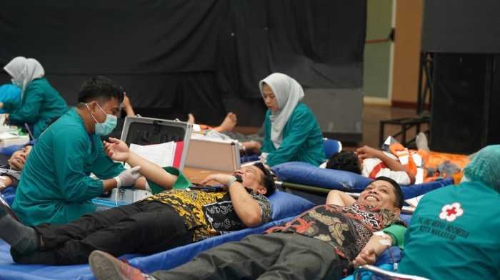 Semen Tonasa Kumpulkan 655 Kantong Darah, Lampaui Target HUT ke-58